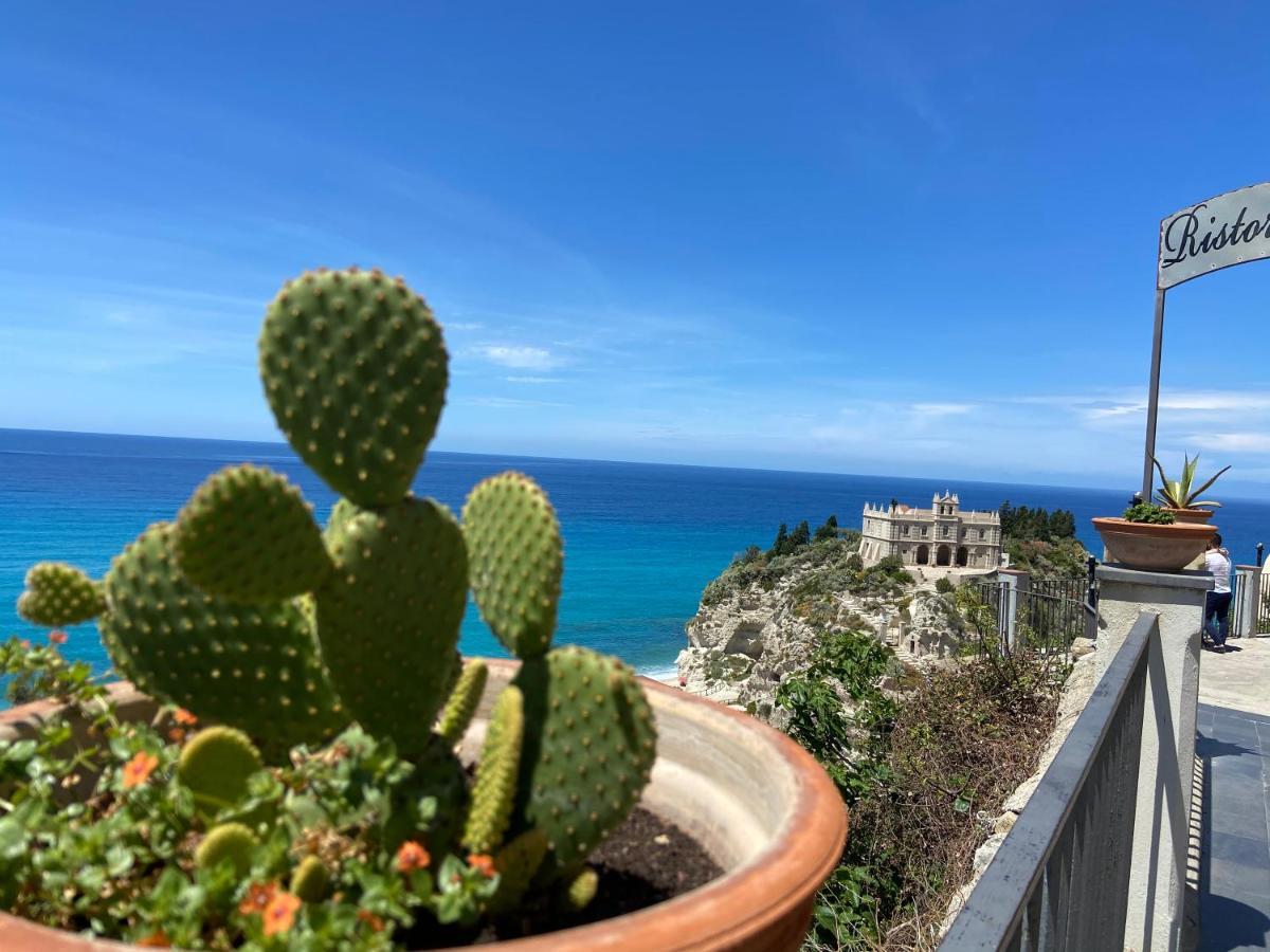 Terrazzo Del Borgo Bed & Breakfast Tropea Luaran gambar